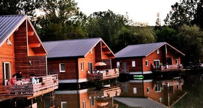 Cottage in Coly With Private Lake Access