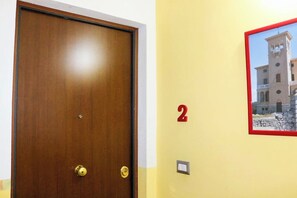Classic Apartment, Balcony | Interior - La Dimora del Monsignore (Licata)