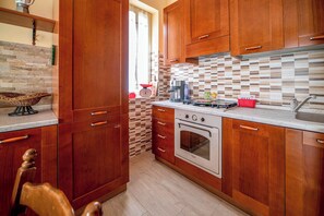 Classic Apartment, Balcony | Private kitchen - La Dimora del Monsignore (Licata)