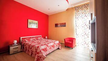 Appartamento Comfort, balcone | Ferro/asse da stiro, Wi-Fi gratuito