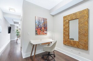 Executive Suite, Non Smoking, City View | Living area - The Mercer Atelier Entertainment Toronto (Toronto)