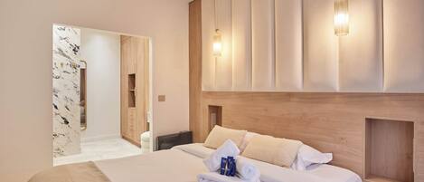 アイロン / アイロン台、旅行用ベビーベッド、WiFi、ベッドシーツ