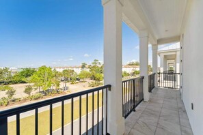 House | 7 bedrooms - Hidden Palms 7BR W Poll Billiard and Near Beach (Miramar Beach)