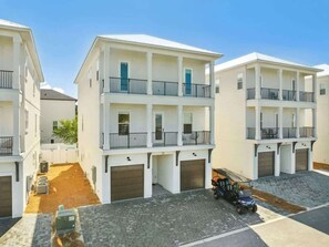House | 7 bedrooms - Hidden Palms 7BR W Poll Billiard and Near Beach (Miramar Beach)