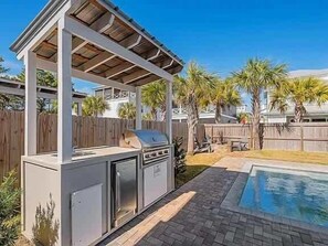 House - Costal Style 3-story W 7BR and Near the Beach (Miramar Beach)