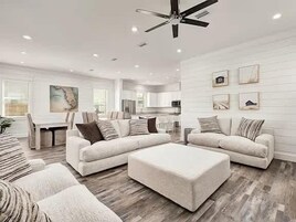 House | 7 bedrooms
