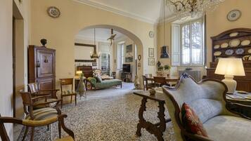 Fernseher, BĂŒcher