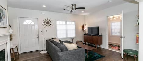 Smart TV, stereo