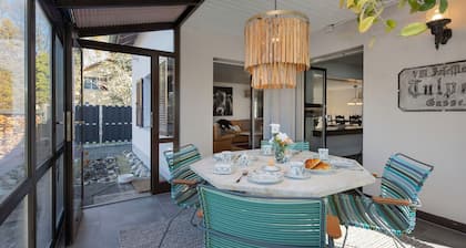 Schönes alleinstehendes Ferienhaus für 6 Personen mit W-LAN, TV, Terrasse und Haustiere erlaubt