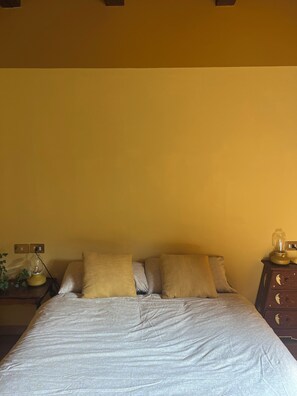 WiFi, bed sheets - Vegan bed and breakfast in the middle of nature. Pets welcome! (Borgo Pace)