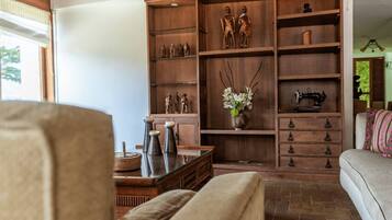 Villa, Multiple Bedrooms, Accessible, Smoking | Living room