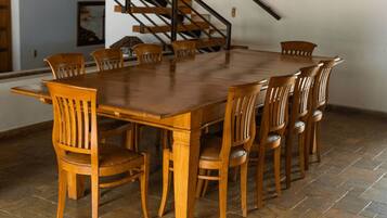 Villa, Multiple Bedrooms, Accessible, Smoking | Dining