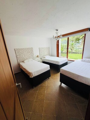 Villa, varias habitaciones, accesible para personas con discapacidad, fumadores | 8 dormitorios