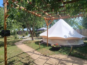 Unclassified image, 5 of 10, button - Vrbo Property (Boucé)