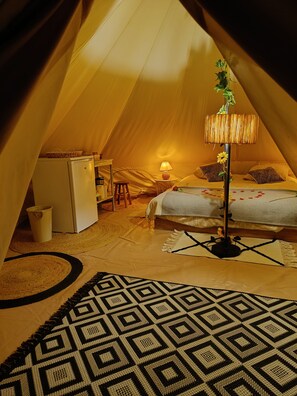 Unclassified image, 4 of 10, button - Vrbo Property (Boucé)