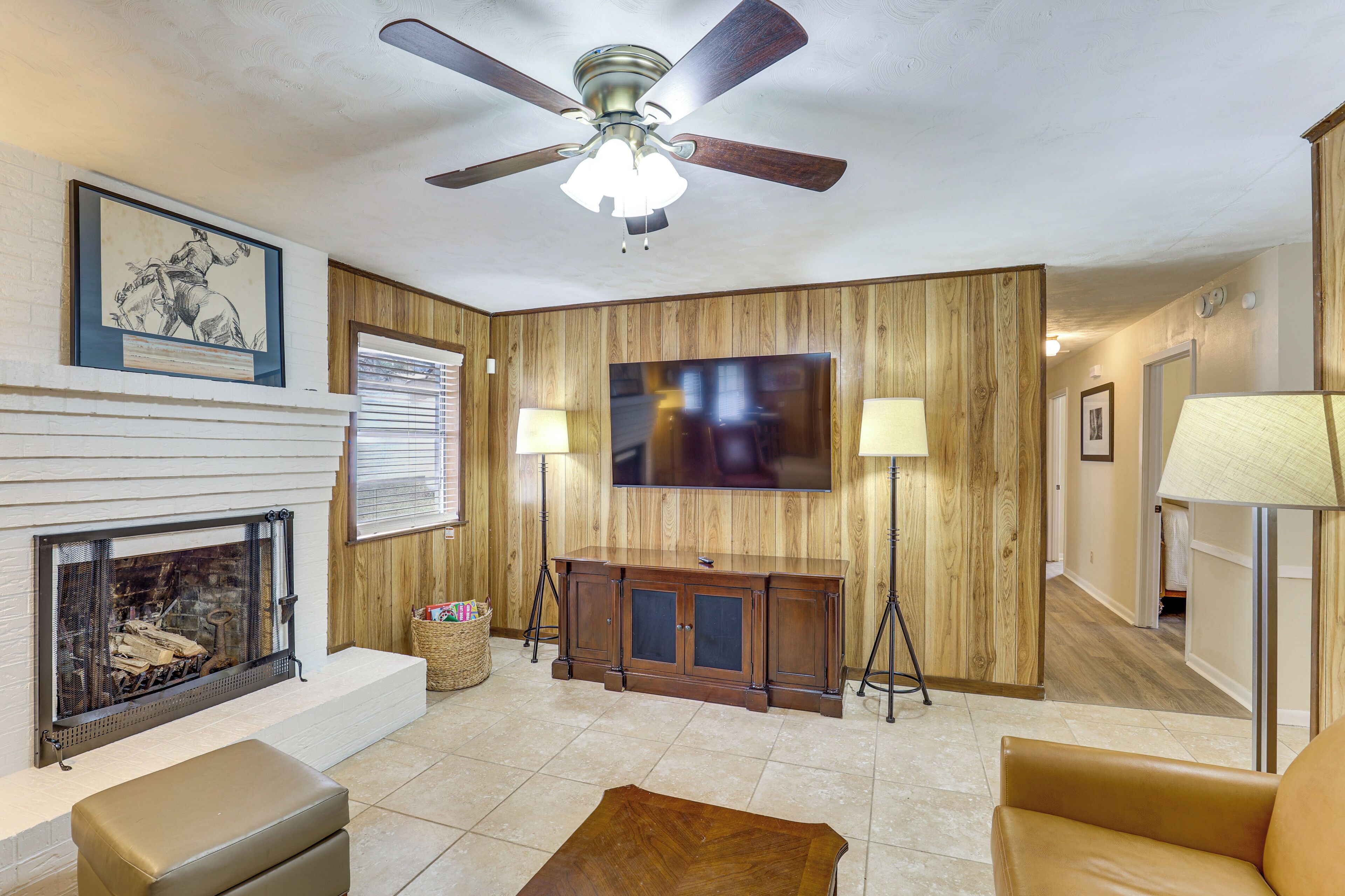 House (3 Bedrooms) | Interior