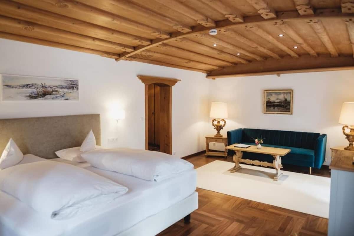 In-room safe, blackout drapes, soundproofing, iron/ironing board