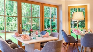 Restaurant - Ziegleder Hotel und Beautyfarm (Rottach-Egern)