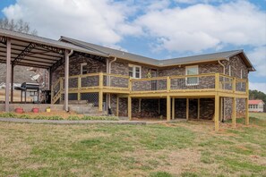 House (3 Bedrooms) | Interior - Spacious Fishing Getaway by Lake Guntersville! (Scottsboro)