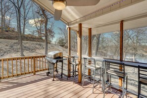 Interior - Water-view Deck! Lake Ozark Extended Stay (Lake Ozark)