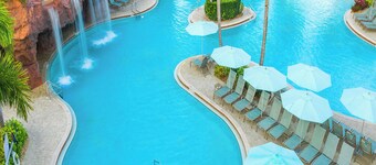 Luxury Waterfront Living! Naples Resort Condo