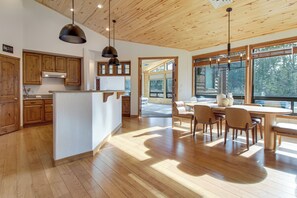House (4 Bedrooms) | Interior - Forest-view Gem, 4 Mi to Fool Hollow Lake! (Show Low)