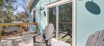 Outdoor Oasis + Tidal Creek Views: Yemassee Escape