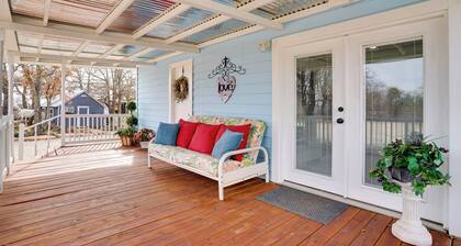 Peace & Relaxation at Texas Countryside Tiny Home
