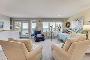 House (3 Bedrooms) | Interior - < 1 Mi to Port Clyde Village: Modern Retreat (Tenants Harbor)