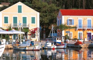Marina - Seafront Cottage with Sea Views just Steps from the Water near Fiskardo (Fiskardo)