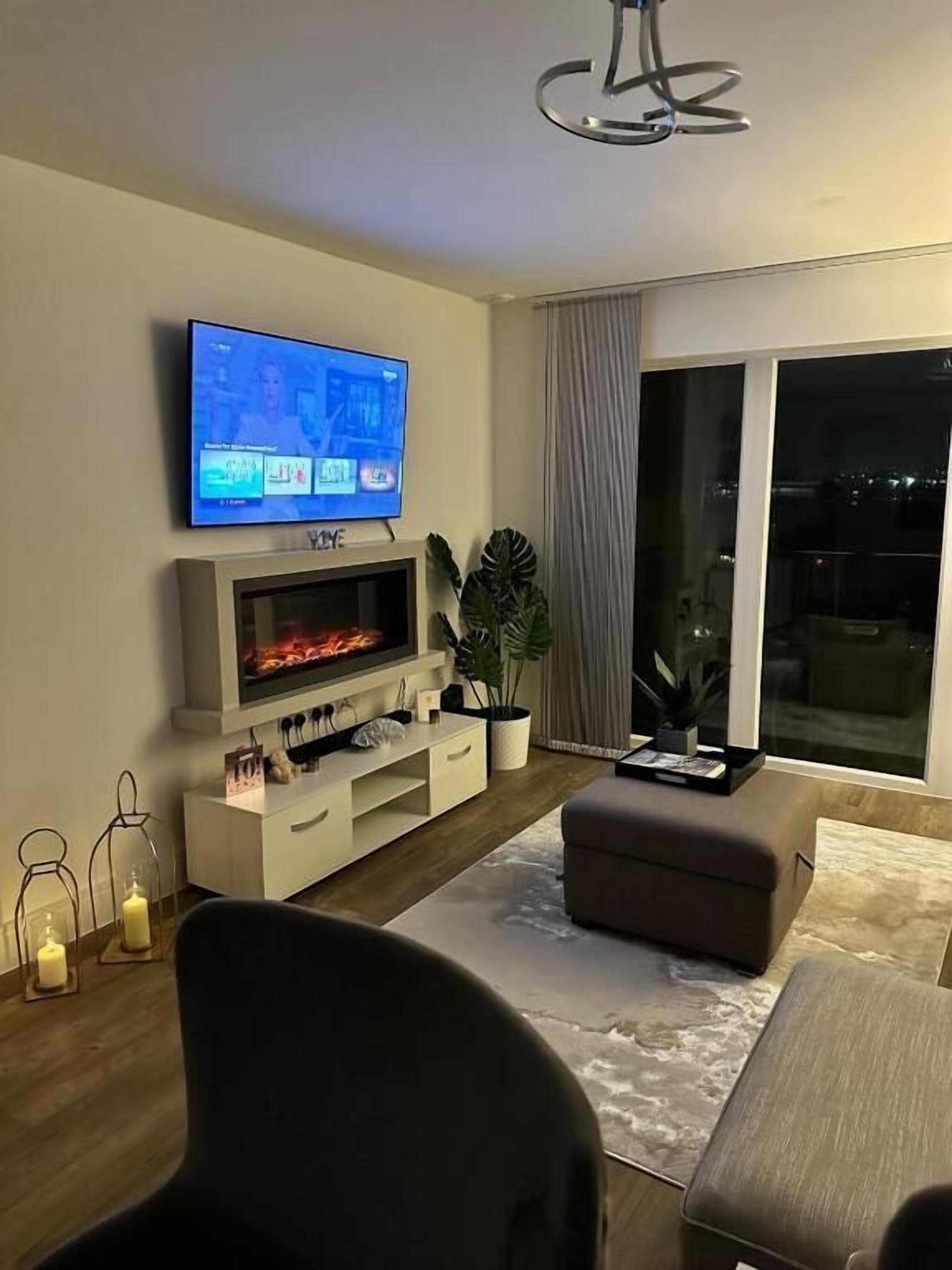 Apartamento, 2 quartos, lareira | Comodidades do quarto