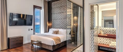 Suite estudio superior, vistas al mar | Sábanas de algodón egipcio y ropa de cama de alta calidad