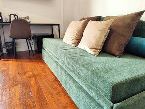 普通套房, 陽台, 海景 | 起居區