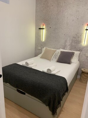 Luokittelematon kuva, 3 kautta 27, painike