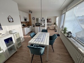 صورة غير مصنفة، 5 من 14، زرّ