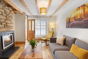 TV, fireplace - The Neuk - North East Escapes (Shotley Bridge)