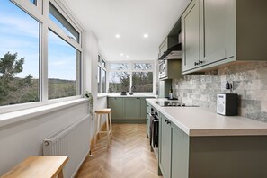 Fridge, microwave, oven, dishwasher - The Neuk - North East Escapes (Shotley Bridge)