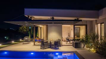 House, Smoking | 3 bedrooms