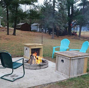 Property grounds - Cozy 4-bedroom cabin on ORV trails in fabulous St. Helen with AC (St. Helen)