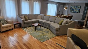 Unclassified image, 2 of 30, button - Gateway Getaway+Hot Tub+Mtn Views+Walk to Downtown Waynesville+ Modern Cabin (Waynesville)