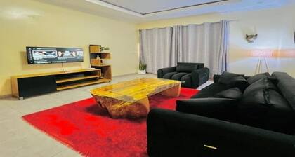 Artisanal Kigali Escape. Fast Wi-Fi & Quick Airport Access