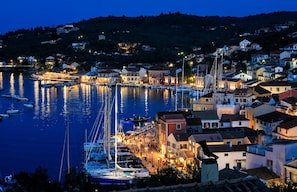 Marina - Romantic Stone House with Sea Views near Beach & Gaios (Paxos)