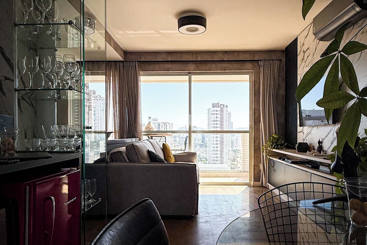 Comfort Apartment, 2 Bedrooms, Kitchen, City View | Living area | 35-inch TV with satellite channels, video-game console