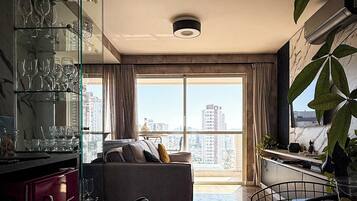 Comfort Apartment, 2 Bedrooms, Kitchen, City View