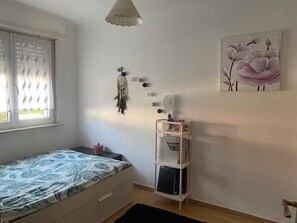 Imagen sin descripción, 3 de 8, botón