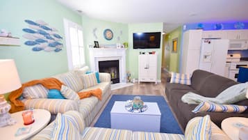 House, 3 Bedrooms | Living area