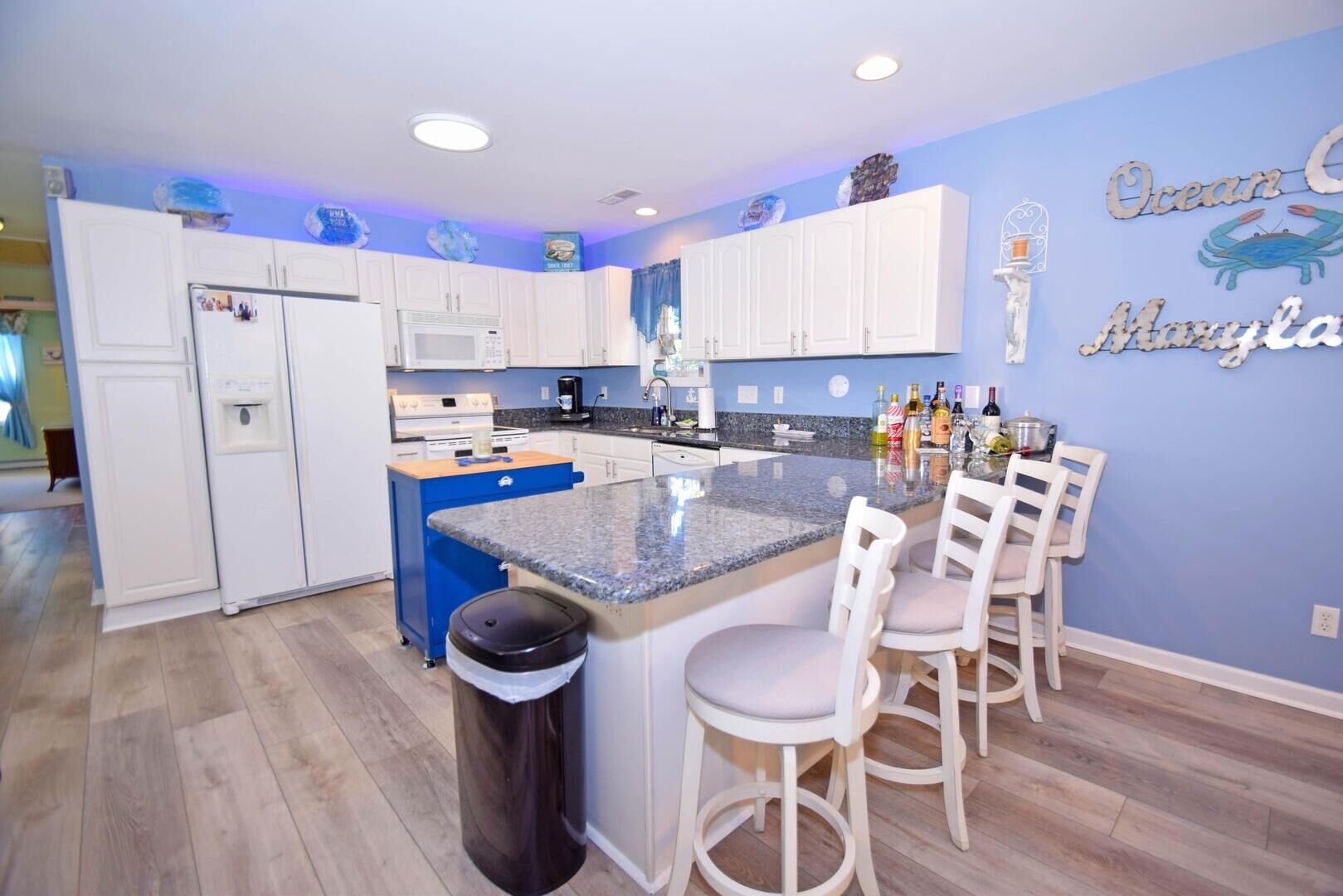 House, 3 Bedrooms | Private kitchen