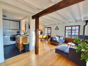 Unclassified image, 2 of 24, button - Vrbo Property (Passy)