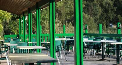 Cottage in Coly With Private Lake Access