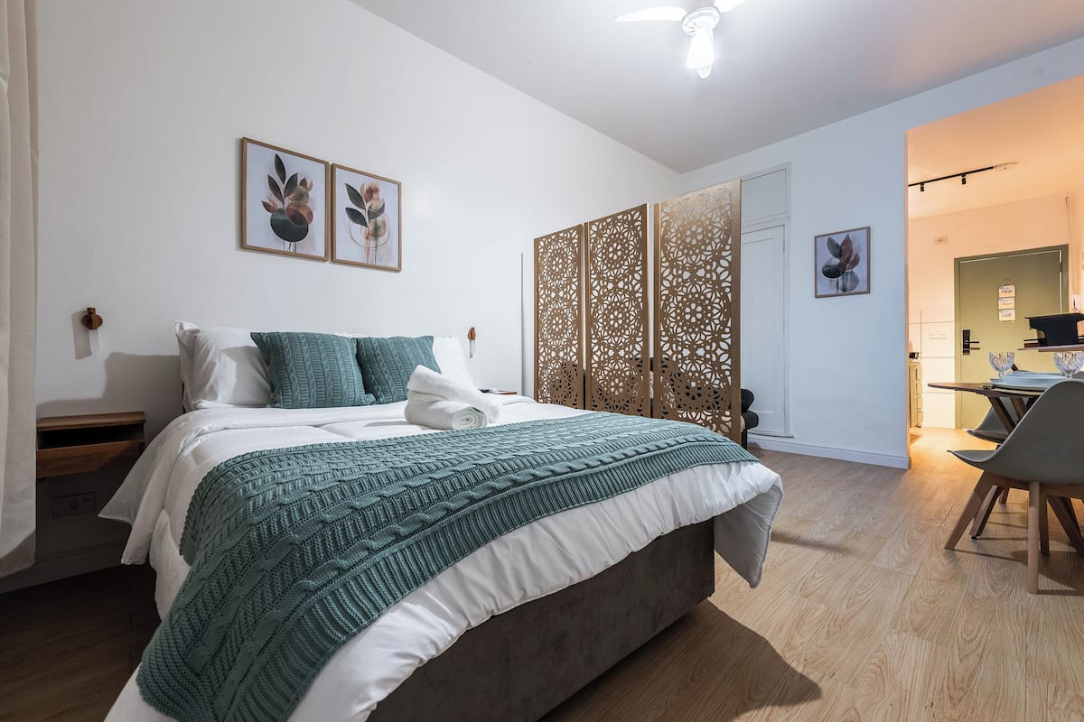 Apartamento conforto, 1 cama de casal e sofá-cama, cozinha | Wi-Fi de cortesia